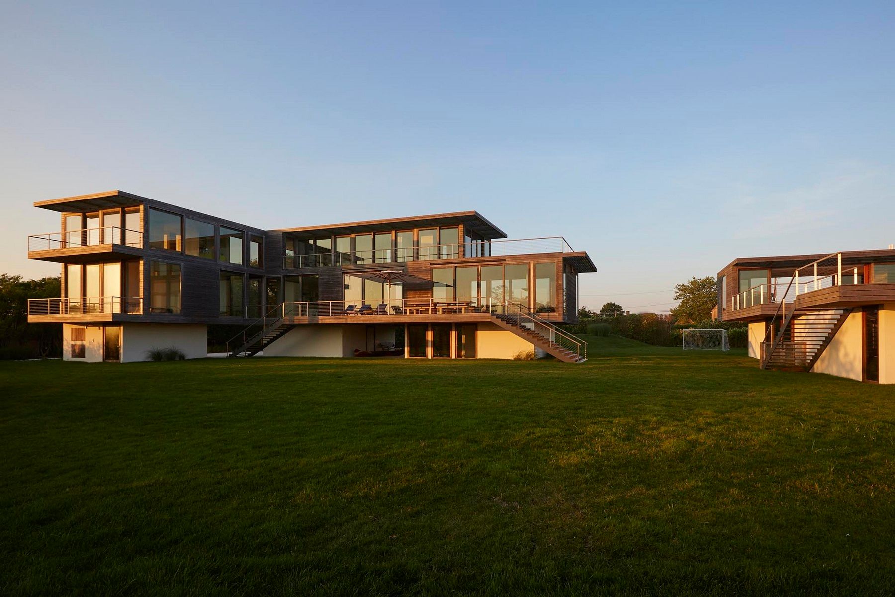 A custom home built by Seascape Partners on the East End of Long Island